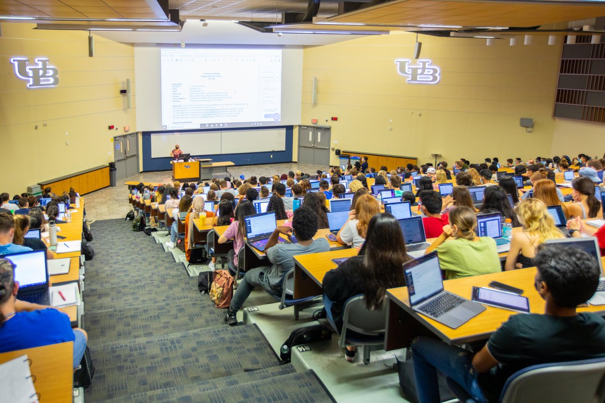UBuffalo Student Experience (@ubstudentexp) on Twitter photo January 31 is the last day to add or drop classes. Make sure to speak with your advisor before making any changes to your schedule. Make an appointment through Navigate: buffalo.edu/studentsuccess… #UBuffalo January 31 is the last day to add or drop classes. Make sure to speak with your advisor before making any changes to your schedule. Make an appointment through Navigate: buffalo.edu/studentsuccess… #UBuffalo