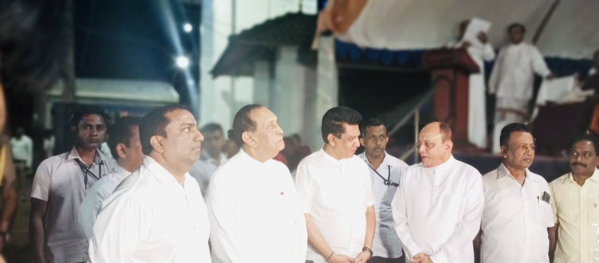 charith9's tweet photo. I participated in the commencement of the Duruthu Perahara at the Kuliyapitiya Assadduma Temple today.#charithahetath #lka #Wayamba https://t.co/6ZFJsRtBFg