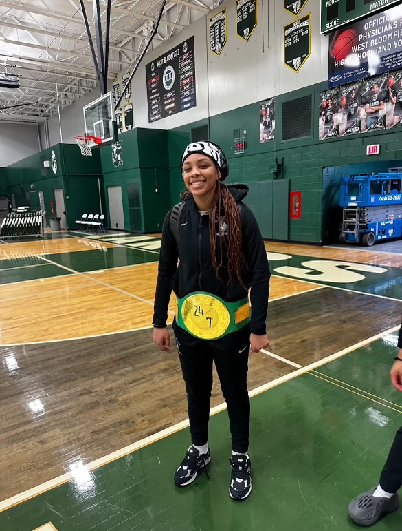 West Bloomfield Girls Basketball tweet media