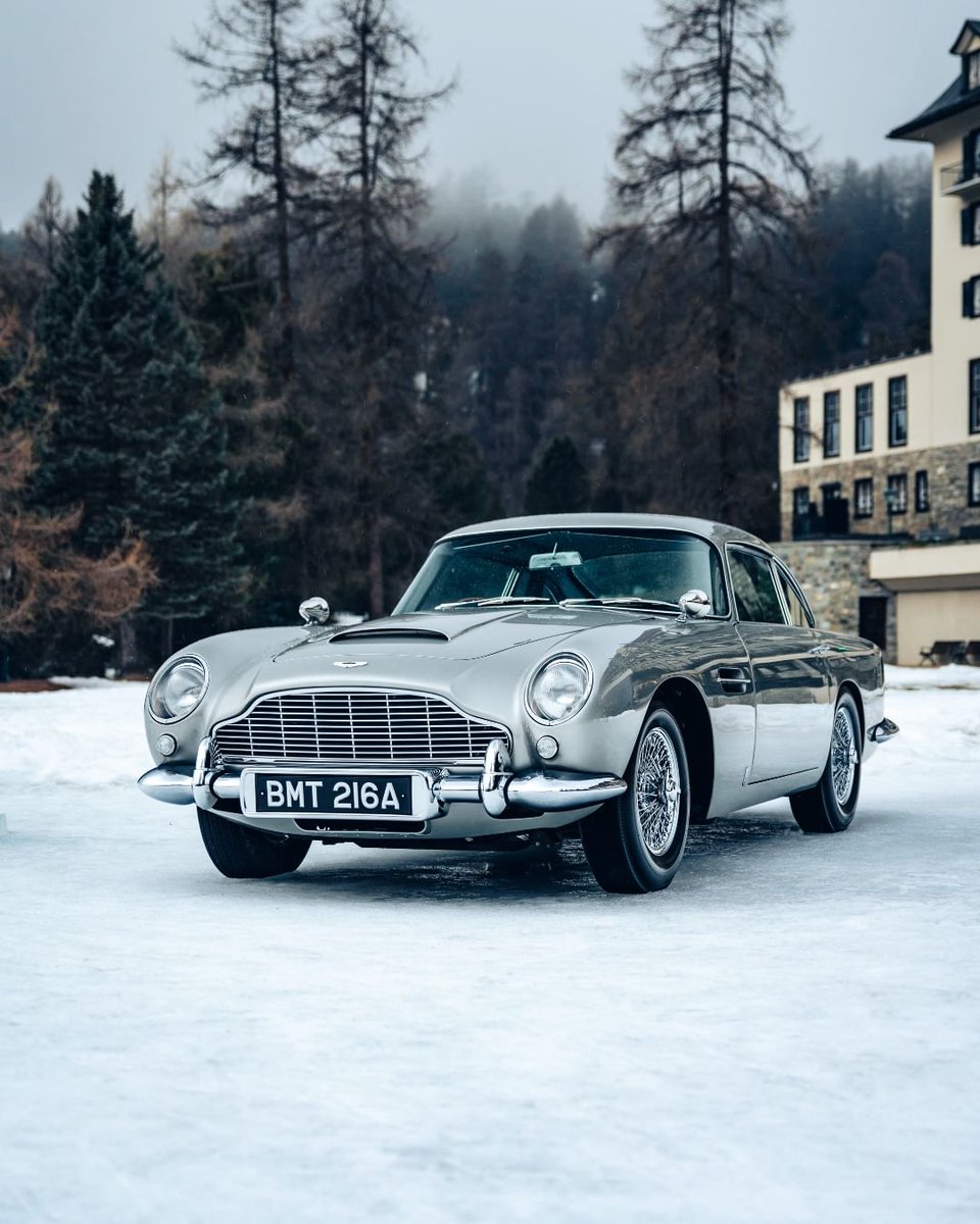 James Bond Vehicles tweet media