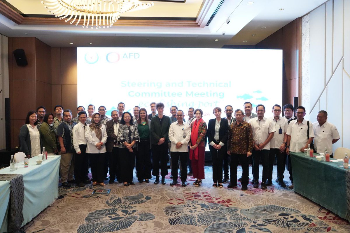 carolineedant's tweet photo. The 1st Steering Committee of the Eco Fishing Ports project was held in Jakarta on January 23. In Indonesia, @AFD_en is committed to support the development of sustainable fisheries through a 98.6 M€ loan to the government. @MarcelliJP @YannMartres @cyrille_bellier https://t.co/puozeNXCjO