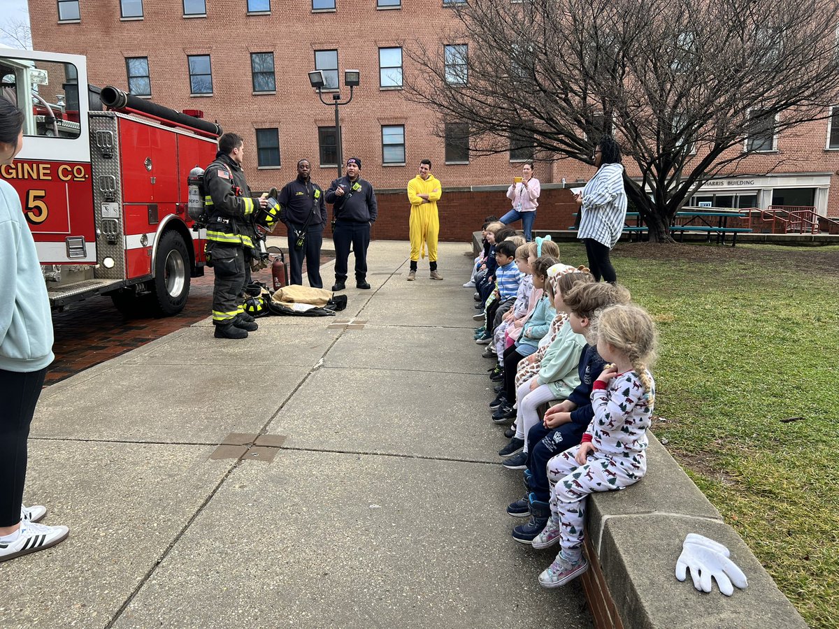 BISWashington's tweet image. Exciting day as the DC Fire Department paid us a special visit! Our nursery pupils learned about the heroes in uniform, explored the fire truck, and had a blast discovering the important work firefighters do. 🚒👩🚒👨🚒
#CommunityHeroes #LearningAdventure #BISW #NordAngliaEducation