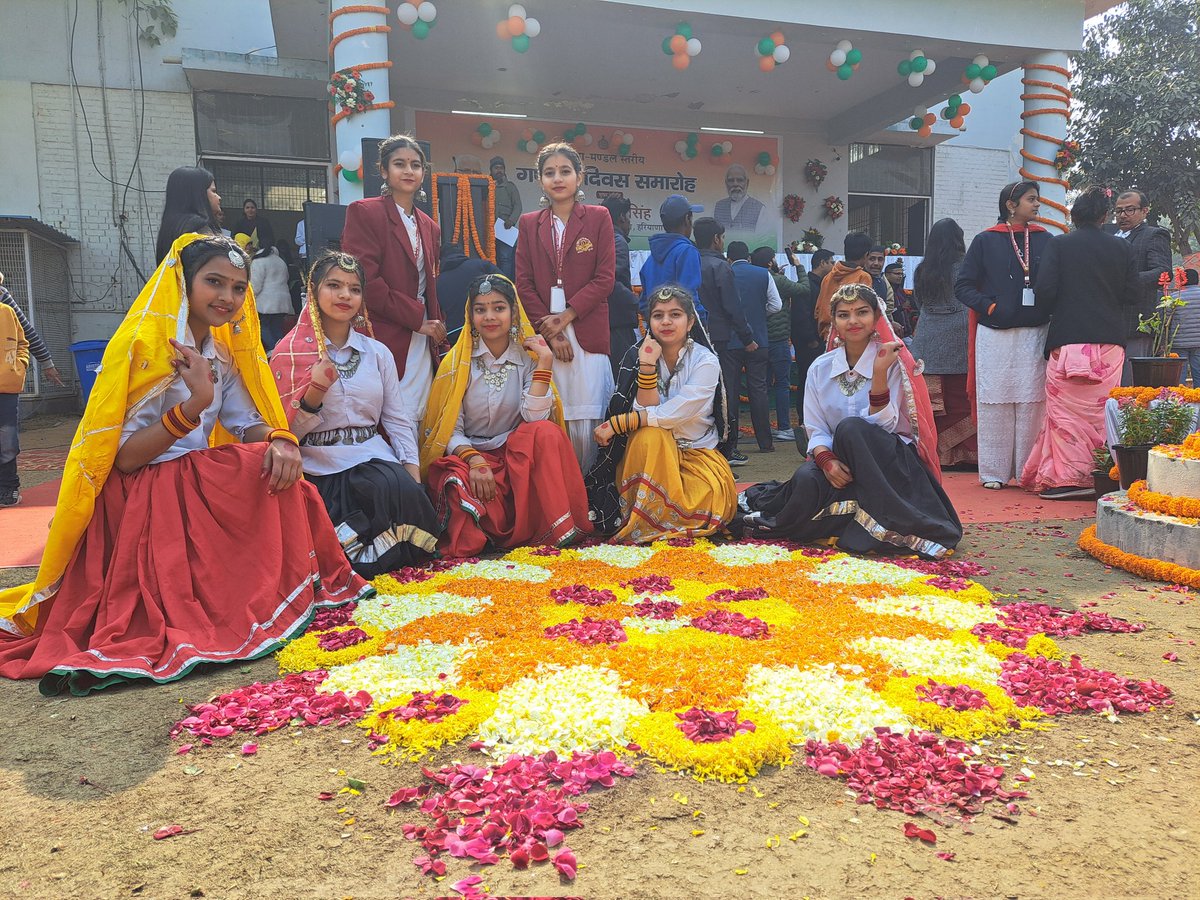rklschool's tweet photo. Celebrating Republic Day 2024 at Nakhdola Stadium 
Rao Kishan Lal Sr. Secondary School Manesar 

#republicday #happyrepublicday  #republicdayindia  #indianrepublicday #happyrepublicdayindia #republicdayparade #republicdaycelebration #republicdayofindia  #happyrepublicday2024 https://t.co/vNPYbiYxM0