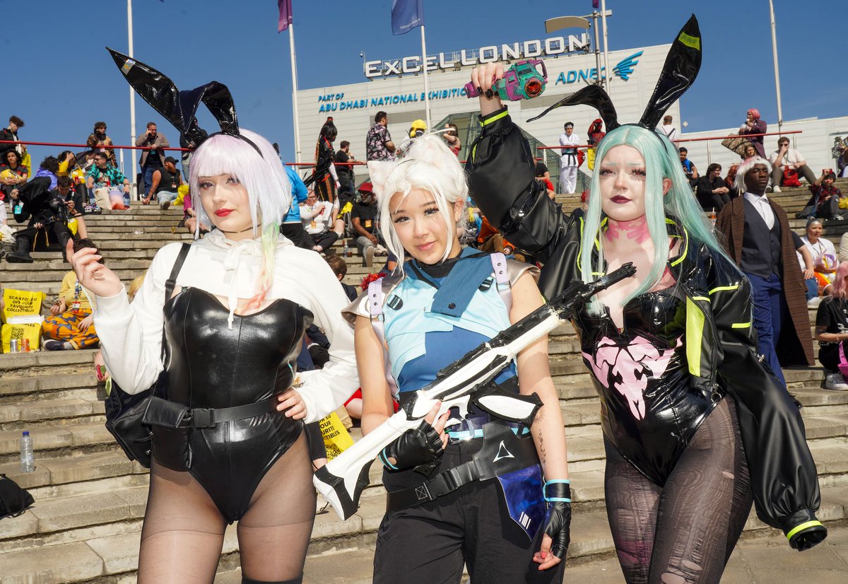 MCM Comic Con tweet media