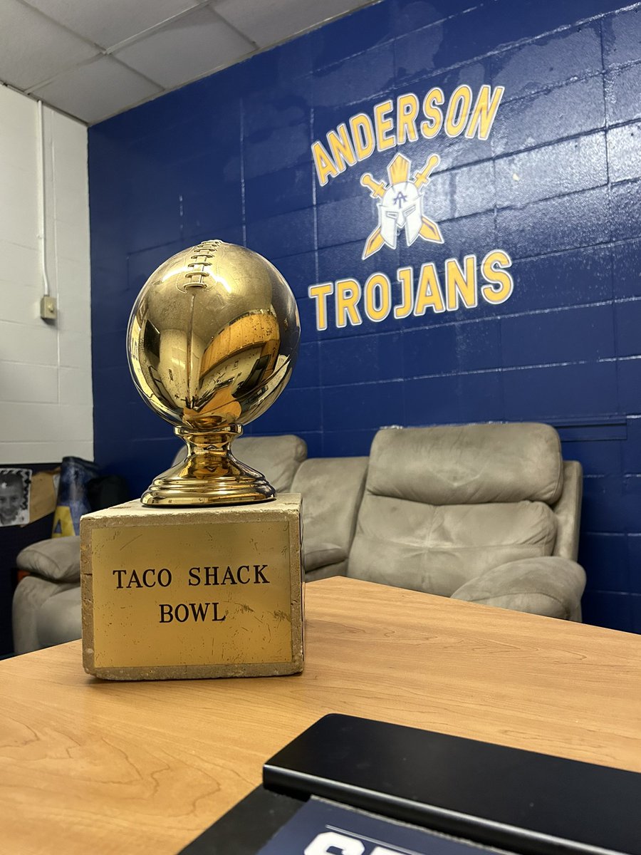 Always a good day seeing the Taco Shack Trophy!!!!