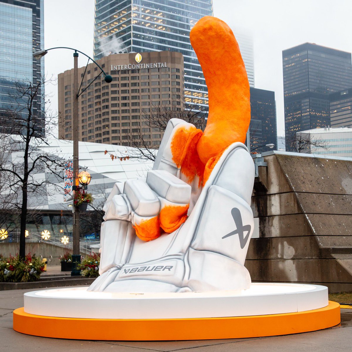 Talk about going Top Cheetle 👀   Something BIG has arrived at Roundhouse Park in Toronto – just in time for #NHLAllStar weekend. @CheetosCanada #CheetosTopCheetle