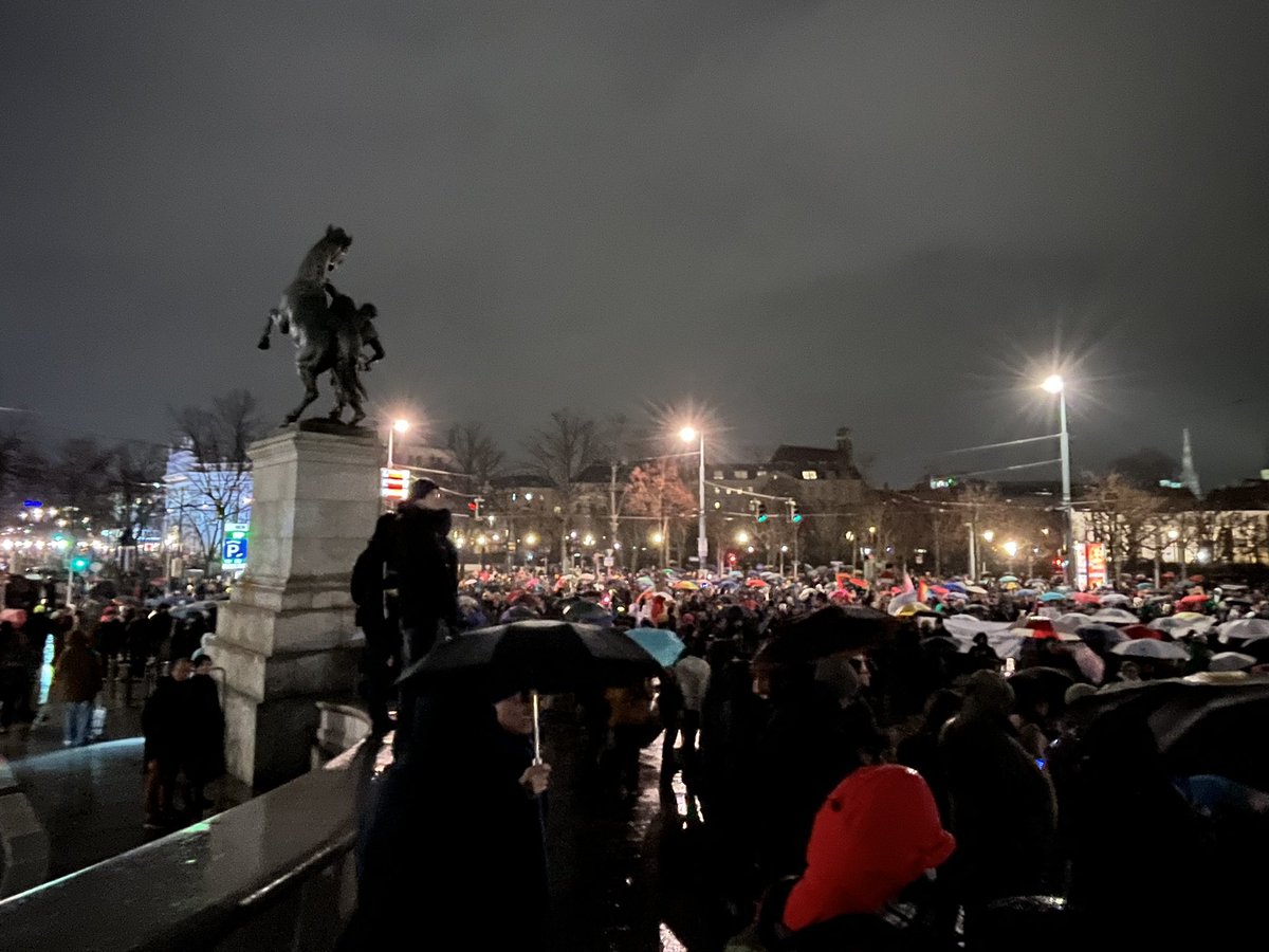 Daniel Landau tweet media