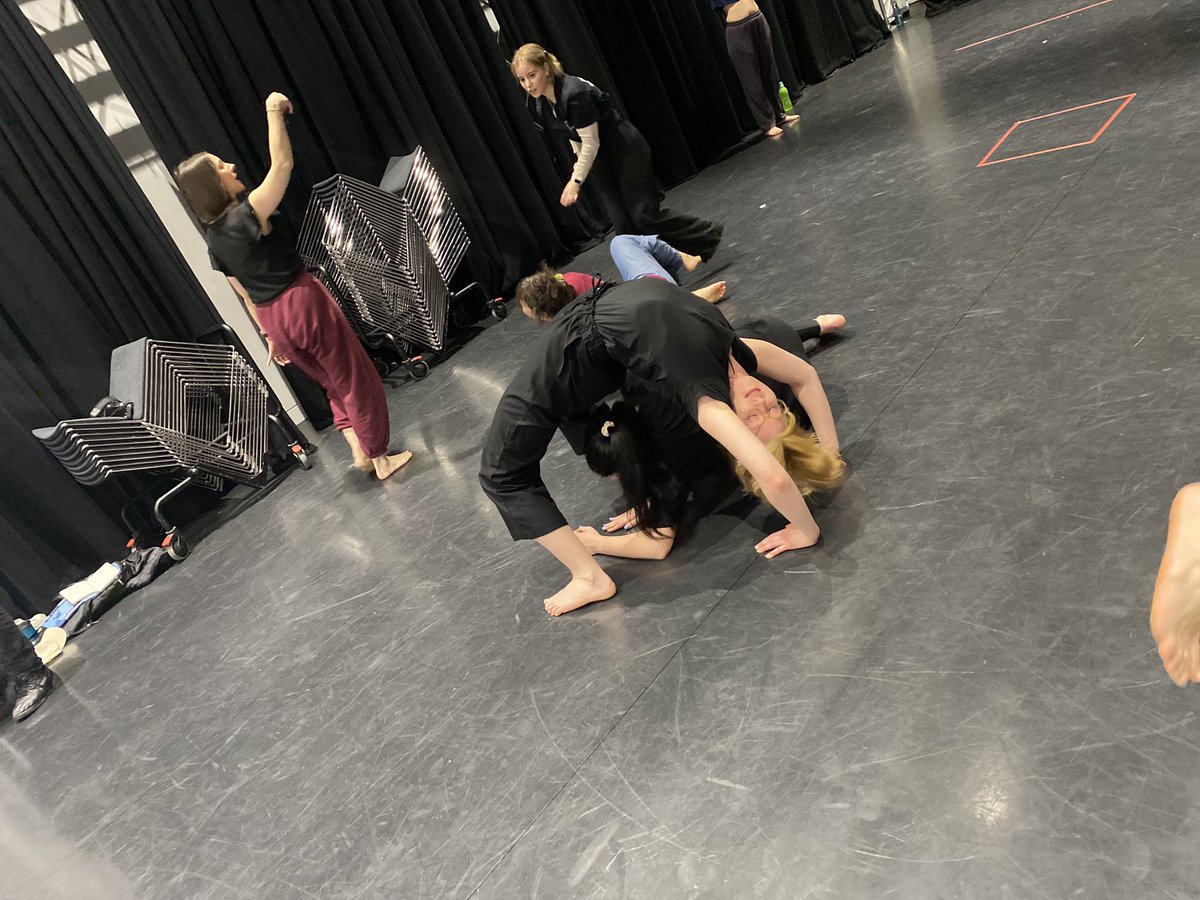 DrRachelRP's tweet photo. Brilliant to facilitate a dance workshop on @RecklessSleeper’s #astringsection at @flarefestival this morning! What does it make when we put bodies, chairs and score together? @PerformanceMST @mstdcp @McrSchArt_PRG @McrSchArtPerf https://t.co/DoC0TNOv2b