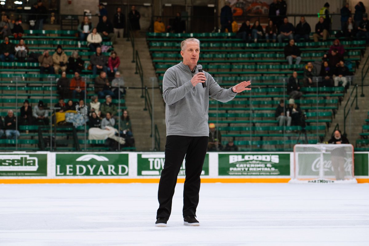 DartmouthFTBL's tweet image. Thank you to the @Dartmouth_MIH for recognizing and honoring us last weekend on our 21st Ivy League Football Championship.

#TheWoods