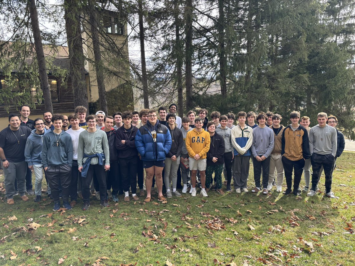 centralvikings's tweet image. Keep these Men of Faith in your prayers as they return home from the winter Kairos retreat today! #LT4
