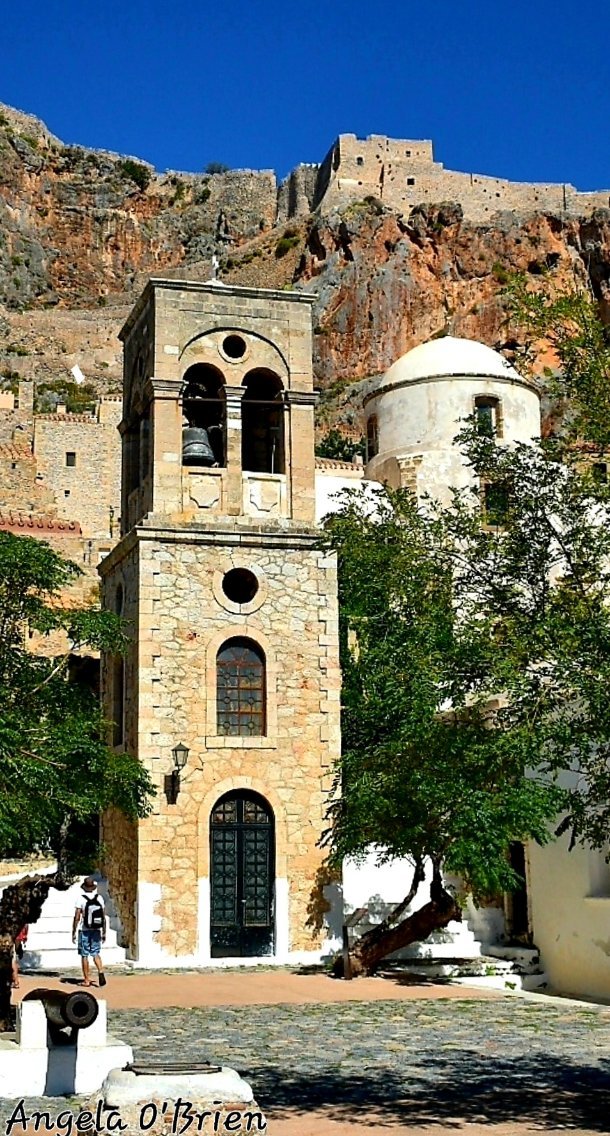 The bell tower of the Church of Elkomenos Christos,  Monemvasia, Peloponnese, Greece. 🇬🇷📷 My own. allaboutpeloponnisos.com/en/type/religi…