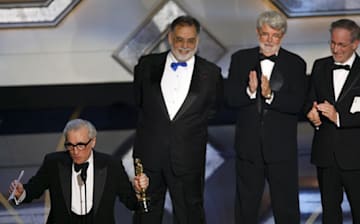 katherineCubil1's tweet photo. @ThePhantomastic Me gusta este momento. Coppola, Lucas y Spilberg le entregan a Martin Scorsese el Óscar a mejor director. https://t.co/y021xXJiDN