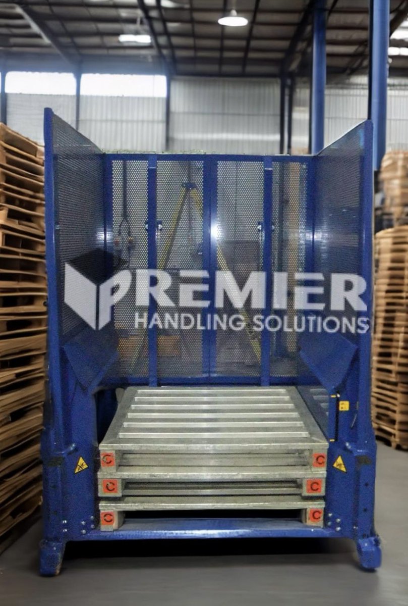 PremierHandling's tweet photo. Businesses that are looking to streamline their operational processes and improve overall efficiency consider investing in pallet dispensers.

Visit: https://t.co/GXFZGUGsgr for more information!

#materialhandling #materialhandlingequipment #warehouse #plasticpallets #logistics https://t.co/xu5qOUf0RF
