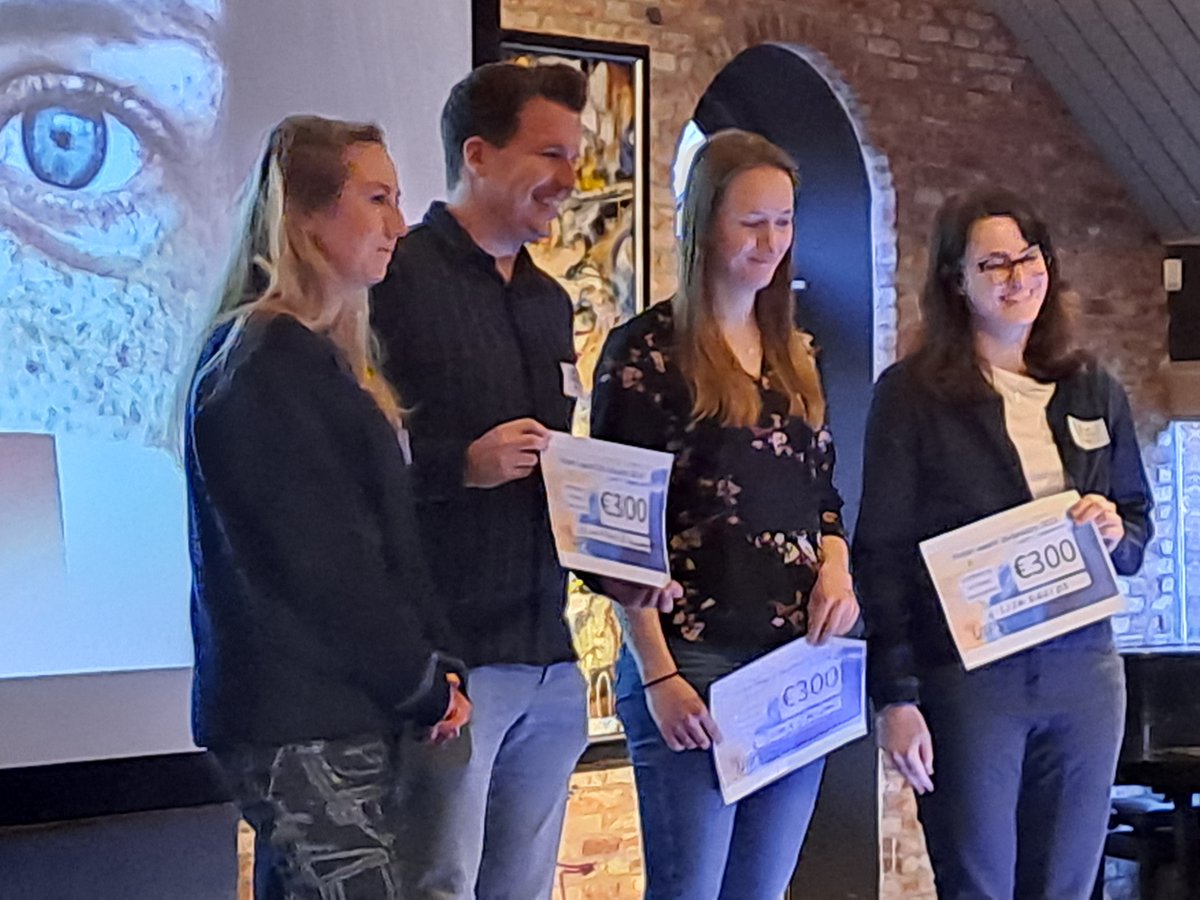 Lot's of great science at the biennial UIPS symposium today, with two of our PhD students awarded for excellent poster presentations. Congratulations Vivian Hegeman and Sanne van de Looij!!