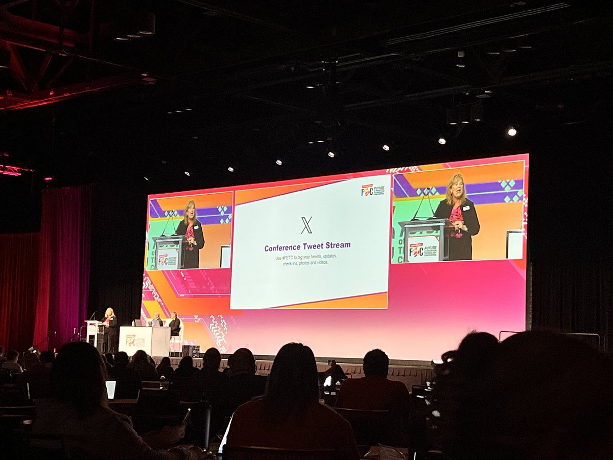 amychalfant's tweet photo. Final closing keynote happening now!  #fetc https://t.co/ZX17SFeOnW