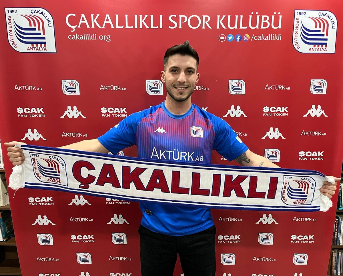 cakallikli's tweet photo. HOŞ GELDİN MEHMET KILIÇ
Kulübümüz hücum oyuncusu Mehmet Kılıç ile anlaşmaya varmıştır.
Oyuncumuza Çakallıklı ailesine hoş geldin diyor; başarılar diliyoruz https://t.co/Vu98PsQUAo