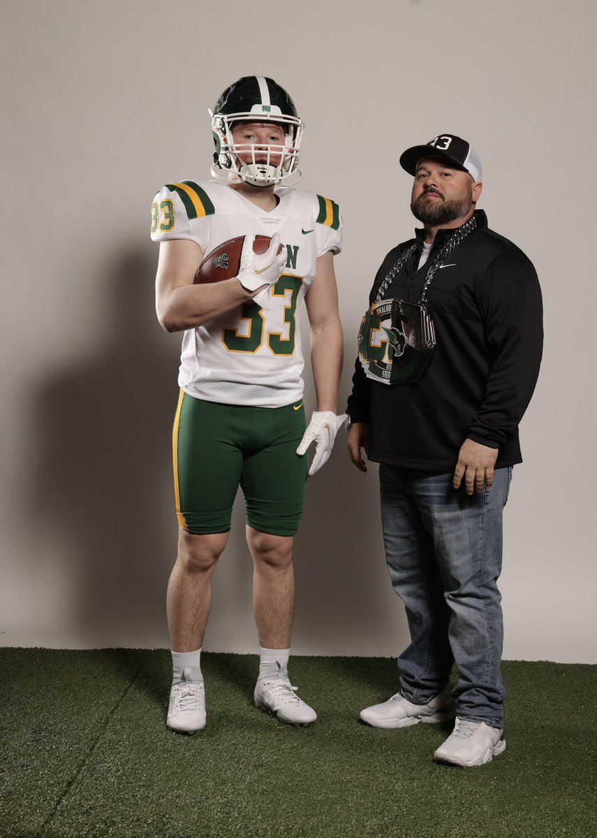 MattLynch33's tweet photo. #WeTrustedTheProcess💯
#GodsPlan🙏🏻
 Thanks to everyone that played a role in helping Ajay reach this goal. Sarah &amp; I are extremely grateful.  
#Committed Oklahoma Baptist University is home now. 
@LynchAjay 💪🏻 Let’s Get It‼️ https://t.co/5aWg2GpJra