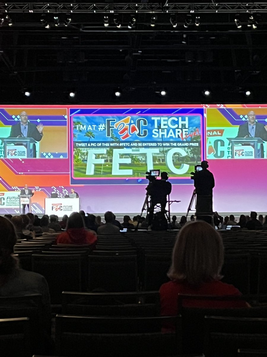 StemleTeaches's tweet photo. Such a beautiful place to have a conference. If you haven’t been to #FETC you are missing out. https://t.co/QWm6rjLrKn