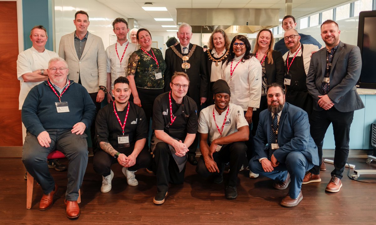 thechefsforum's tweet image. A great afternoon @BradfordCollege for a @meatlivestock menu development day with top chefs showcasing different cuts of beef and lamb with the students #readmore thechefsforum.co.uk/the-magnificen… #menudevelopment #aussiebeef #aussielamb