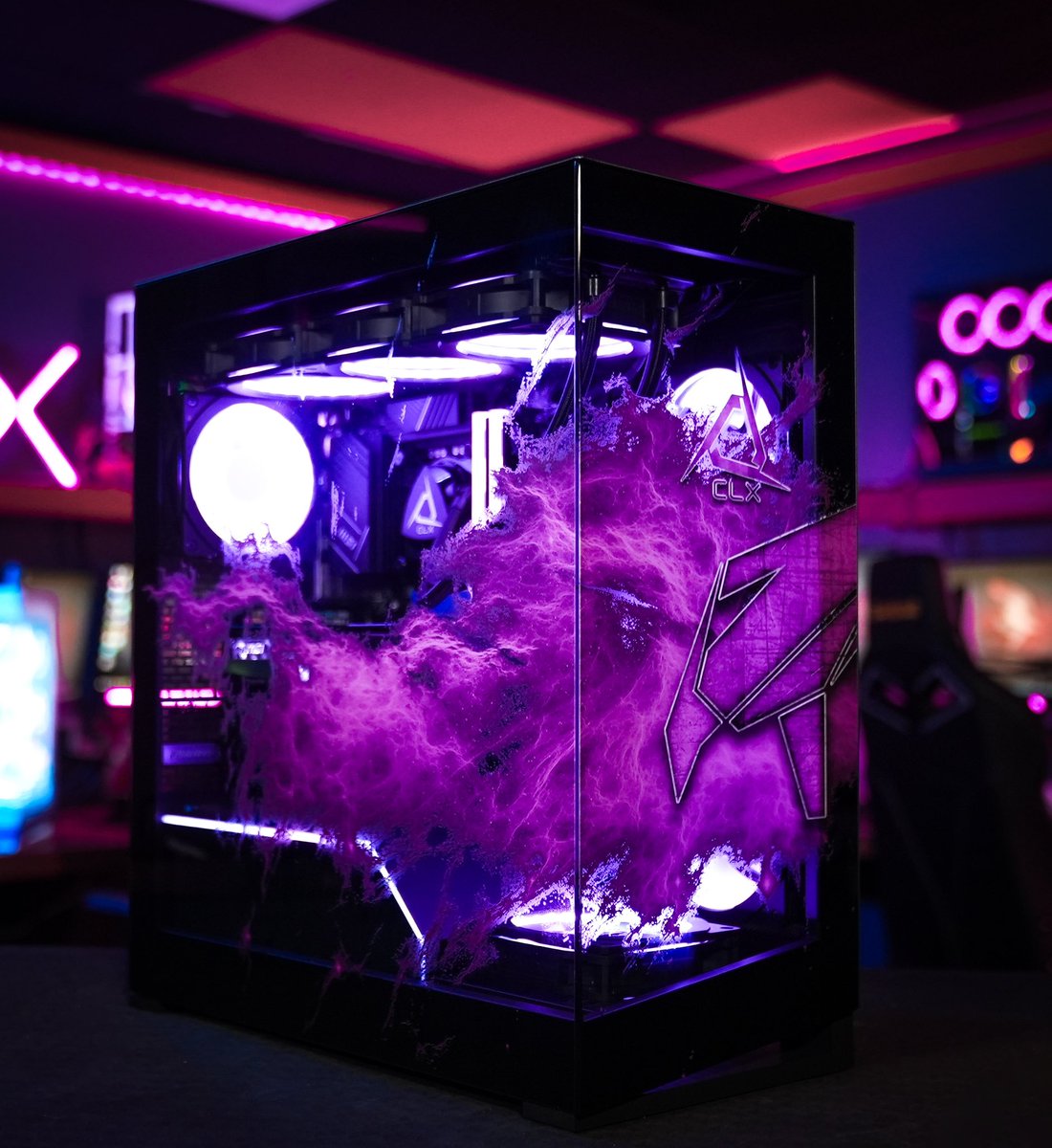 CLXGaming's tweet photo. 🚨PC GIVEAWAY 🚨

We teamed up with @ADATATechnology @XPG_NA and @PhanteksUSA to give you a chance to with a Custom Horus PC!

💜 LIKE
🟪 REPOST
🟣 TAG A FRIEND

ENTER HERE:
https://t.co/XvPBcXJSFV

#CLXGaming #CLXHorus https://t.co/Qefdvv9KVB