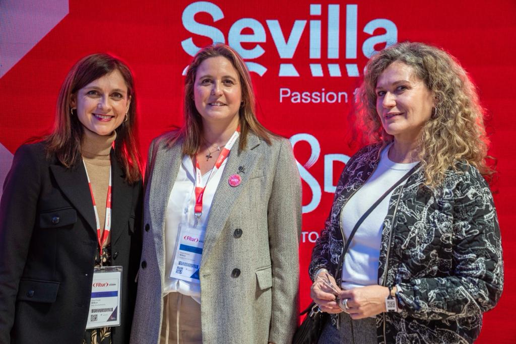 🎬 #SevillaEnFitur24 | El portal de la Andalucía Film Commission, 'Andalucía Destino de Cine', ha sumado nuevas rutas de cine y localizaciones de la ciudad de #Sevilla.