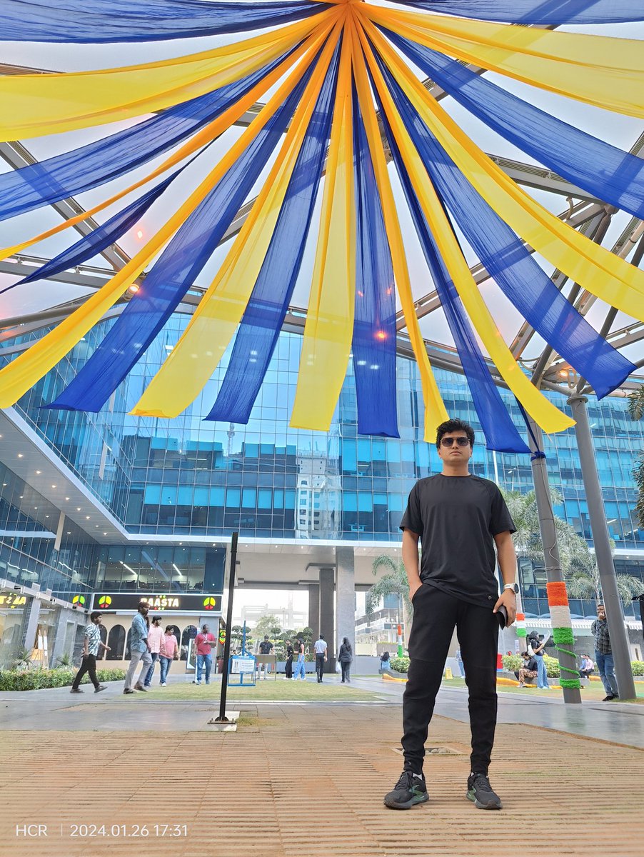 Hyderabad Literary Festival 2024 , Day 1 

#HFL #LiteraryFestival #Hyderabad #Telangana 

 @HydLitFest @HydcyclingRev 
#HyderabadCyclingRevolution
@jayesh_ranjan