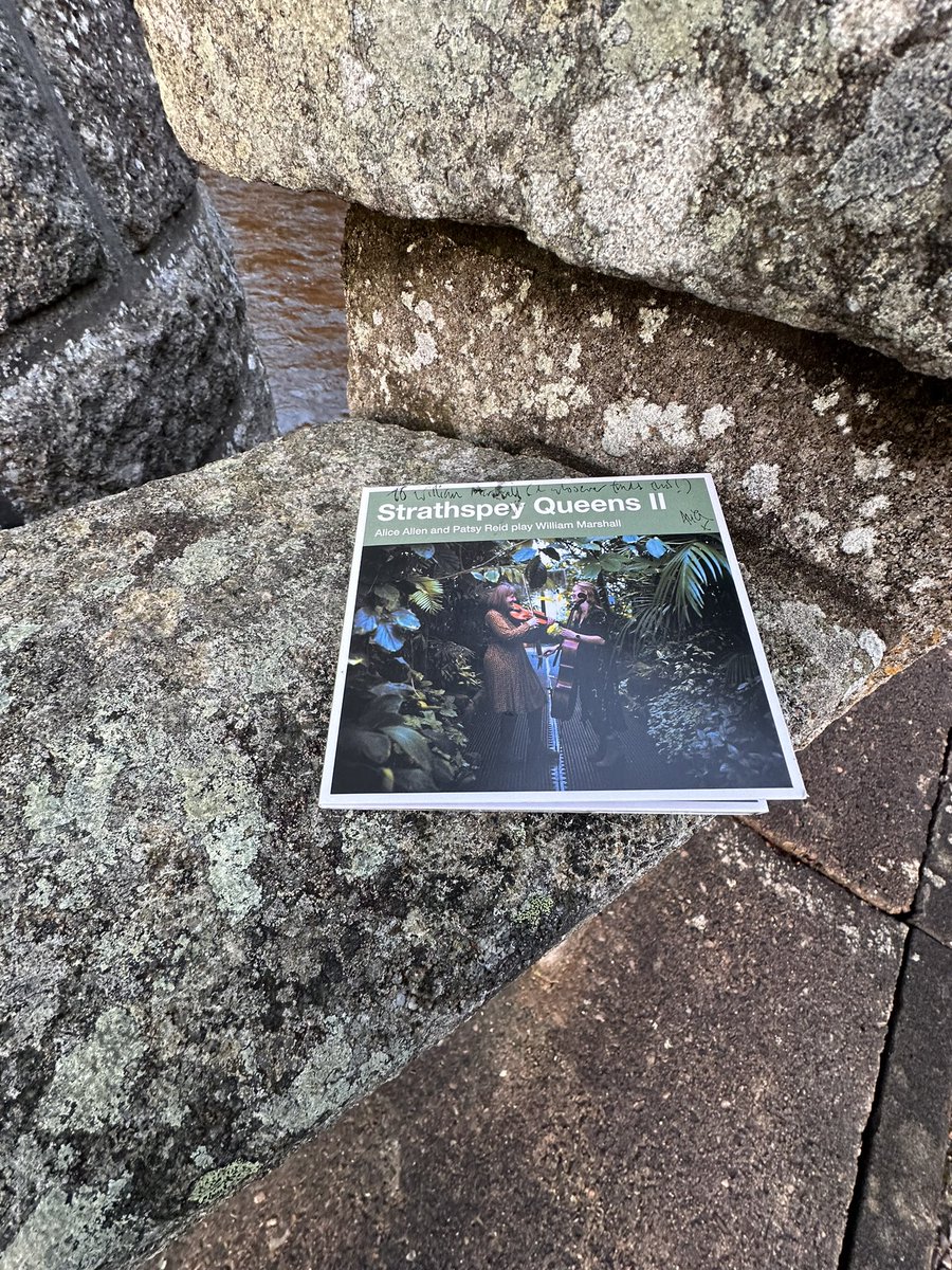 Went on a lovely Marshall pilgrimage this morning and hummed his tune ‘Craigellachie Brig’ as I walked over it😁 great to see the new CD colours melt onto the gorgeous granite and lichen. There’s a cd waiting there, for whoever finds it😁🙌🫶