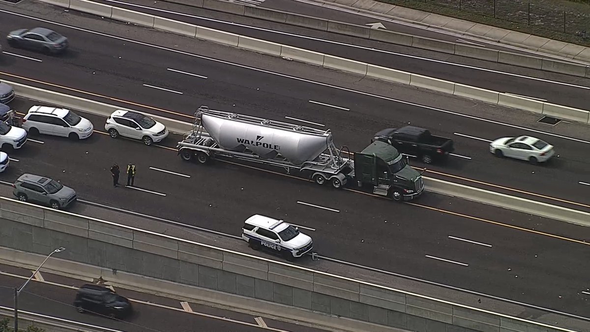 #RightNow Fatal multi-vehicle crash on closed NB US-19 near Seville Rd. This will be closed for a while, seek alternate routes. See more details on @FOX13News @abcactionnews @10TampaBay #SkyFOX1 🦊🇺🇸 @TampaBayTraffic @Fox13Traffic @kathyonair