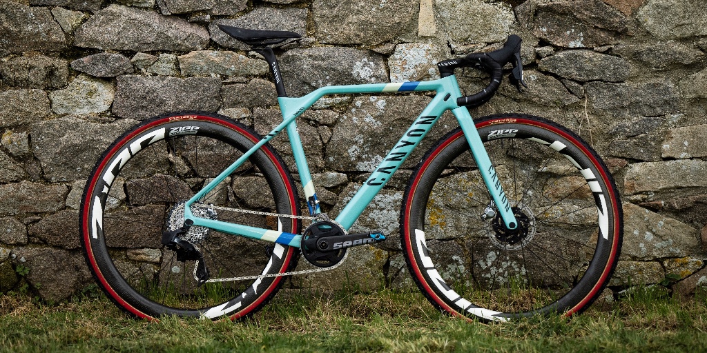 Zipp Speed (@zippspeed) on Twitter photo Pop quiz hotshot! It's the final CX World Cup race of the season and you get to ride one of Maghalie Rochette's Canyon Inflite CFRs. Do you pick 1 or 2??? Reply and let us know!
📸 <a href="/billy_lebelge/">Billy Ceusters</a> Pop quiz hotshot! It's the final CX World Cup race of the season and you get to ride one of Maghalie Rochette's Canyon Inflite CFRs. Do you pick 1 or 2??? Reply and let us know!
📸 <a href="/billy_lebelge/">Billy Ceusters</a>