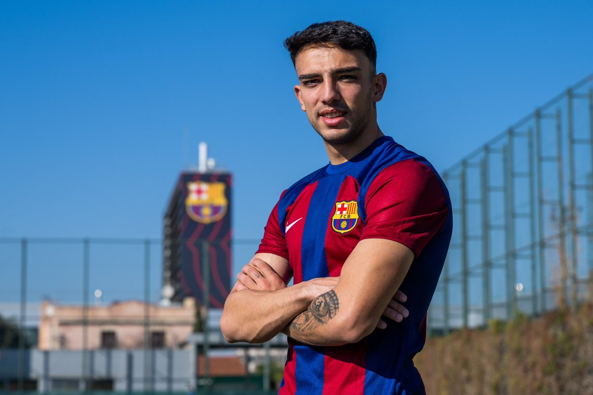 naimgaarcia_'s tweet photo. Muy ilusionado por la oportunidad de defender estos colores. 
Seguir creciendo. Seguir avanzando. @FCBarcelonaB 
#ForçaBarça 💙❤️ https://t.co/eNX7ASuOlz