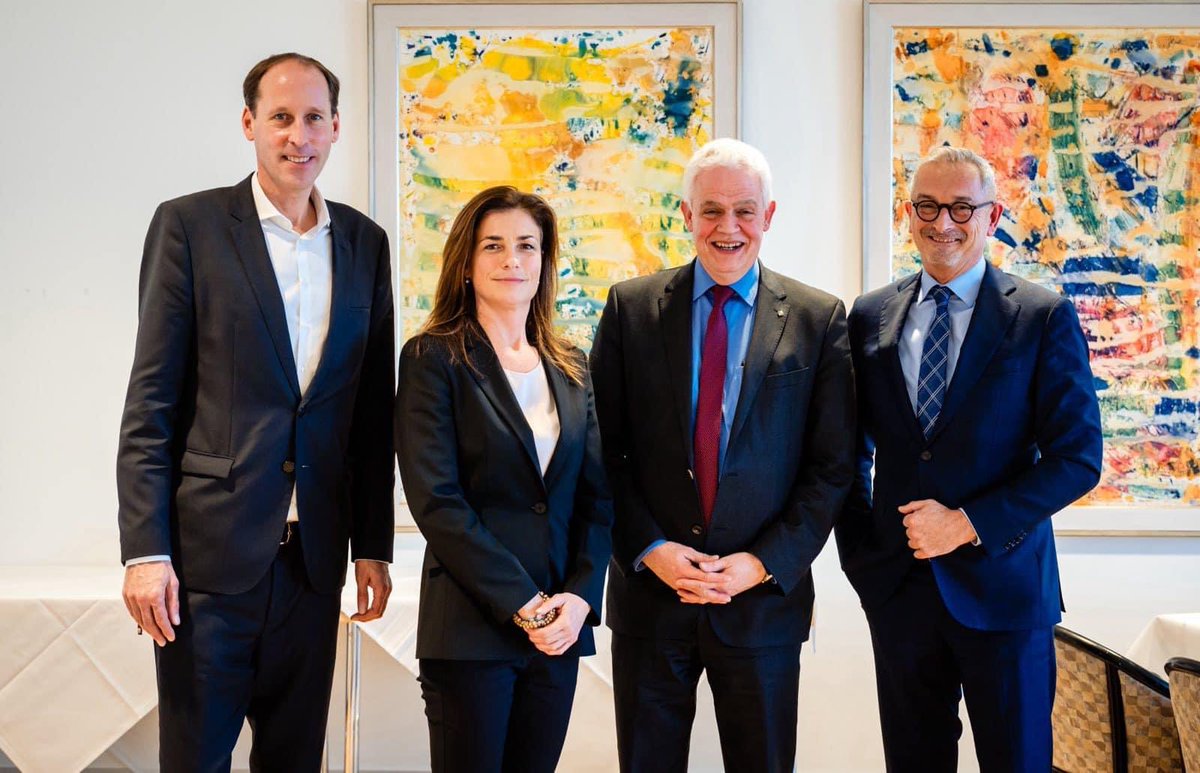 For years we've been seeing the symptoms of crises in the EU. It's clear that it must be saved but we must talk about the problems &amp; the proposals for solutions as that's the 1st step to fix something out of order. That's what I talked about at my 1st meeting in Düsseldorf.🇭🇺🇩🇪🇪🇺