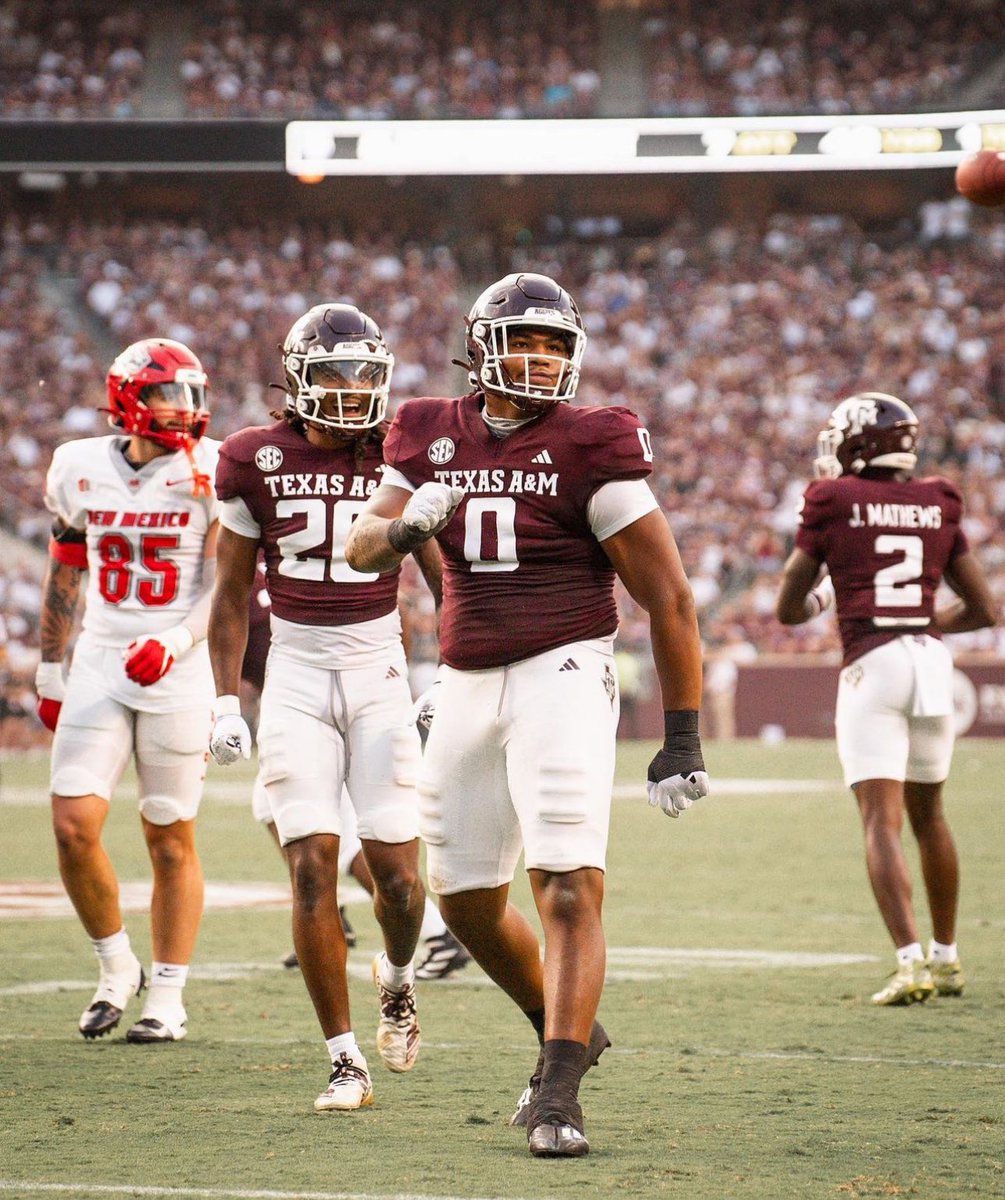 Blessed to receive an offer from Texas A&amp;M🙏🏾