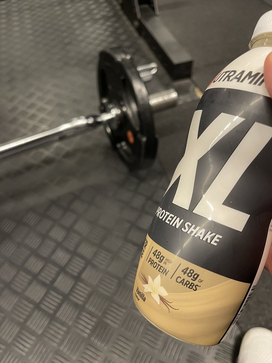 Quick little energy booster got to get those arms growing!

What’s y’all training today?