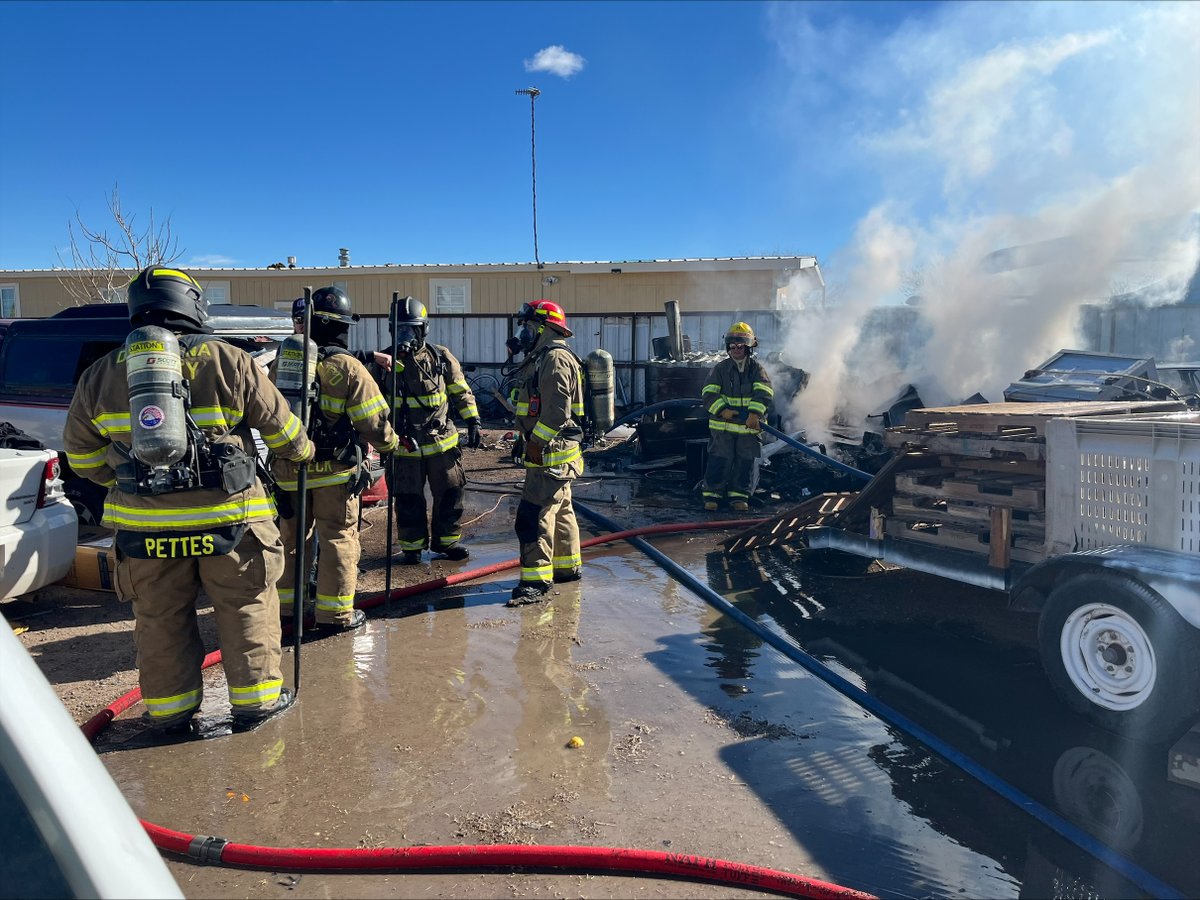 DACinformation's tweet photo. Doña Ana County Fire &amp; Rescue has responded to a fire on the 100 block of Bianes St. in Hatch. Initial reports indicated a vehicle and nearby home were on fire. All residents and pets have safely evacuated. Firefighters are still on scene.

#DACfire #Firefighters #FireRescue https://t.co/gYVYugNdCC