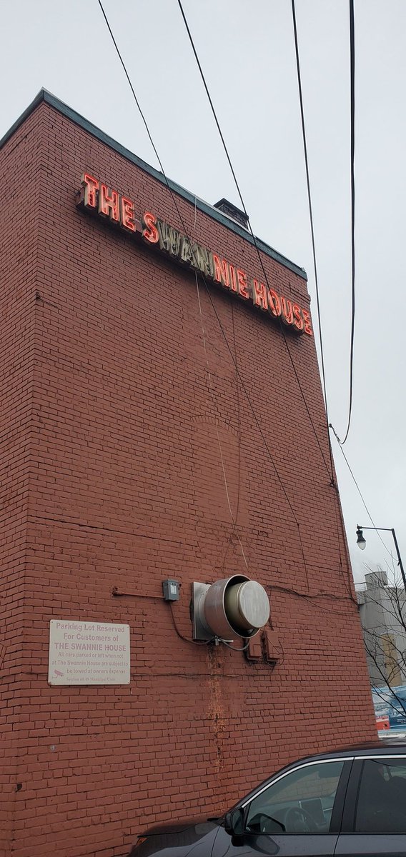 BADDMEAT's tweet photo. Great lunch. #Buffalo https://t.co/UYTAV8FWQO