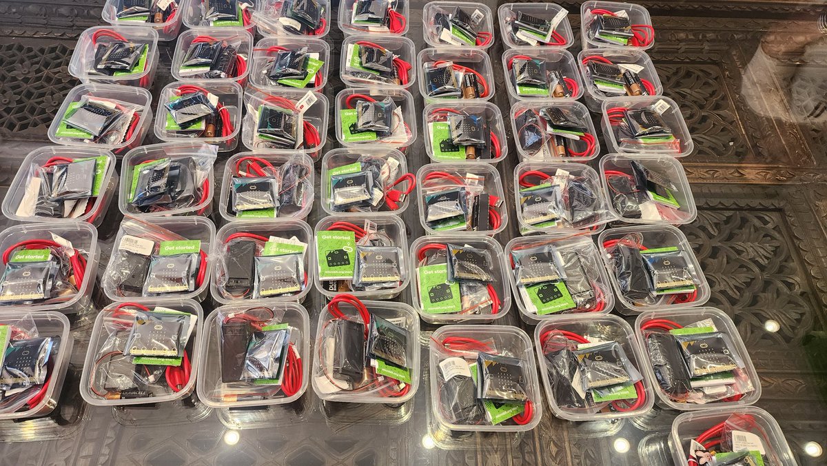 Kiddiengineer tweet media