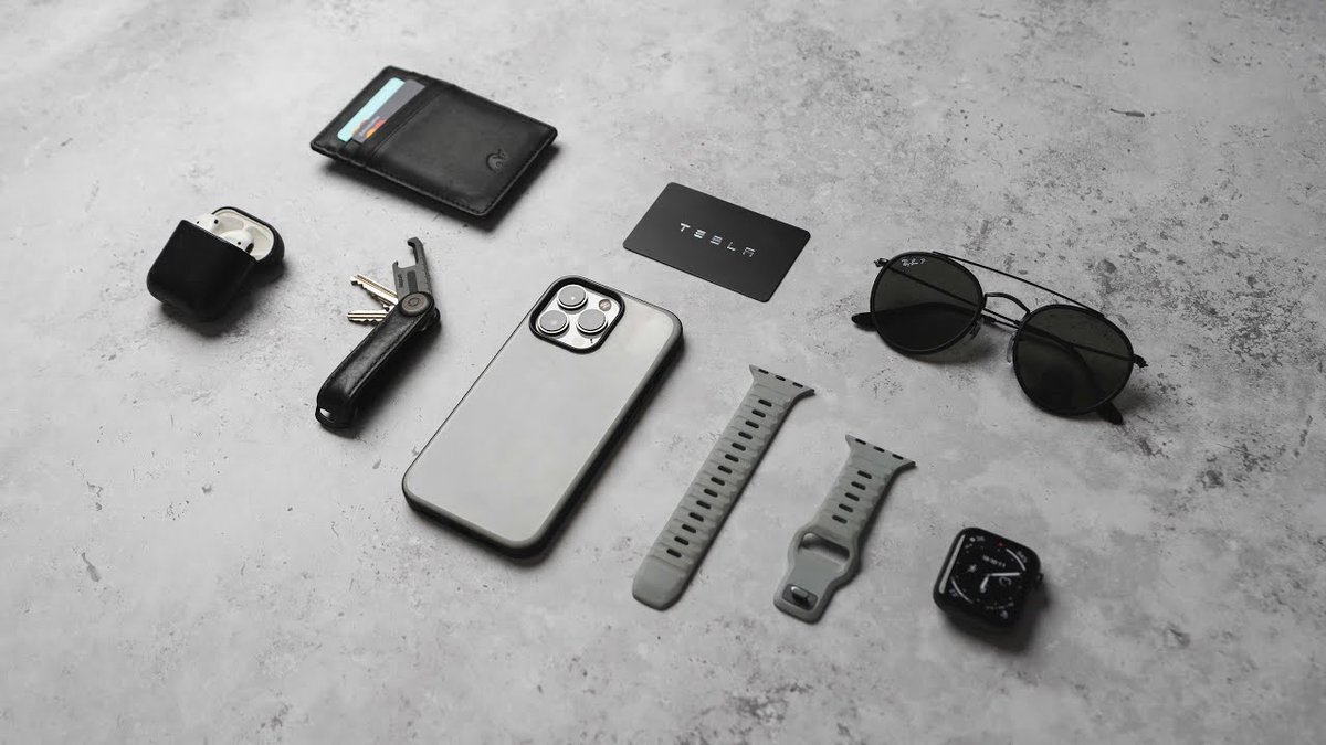 edcfinds's tweet image. Pocket dump at EDC 2023: An In-depth Look at Everyday Carry edcfinds.com/pocket-dump-at… #edcknives #gear #dailycarry #olight #edcdaily