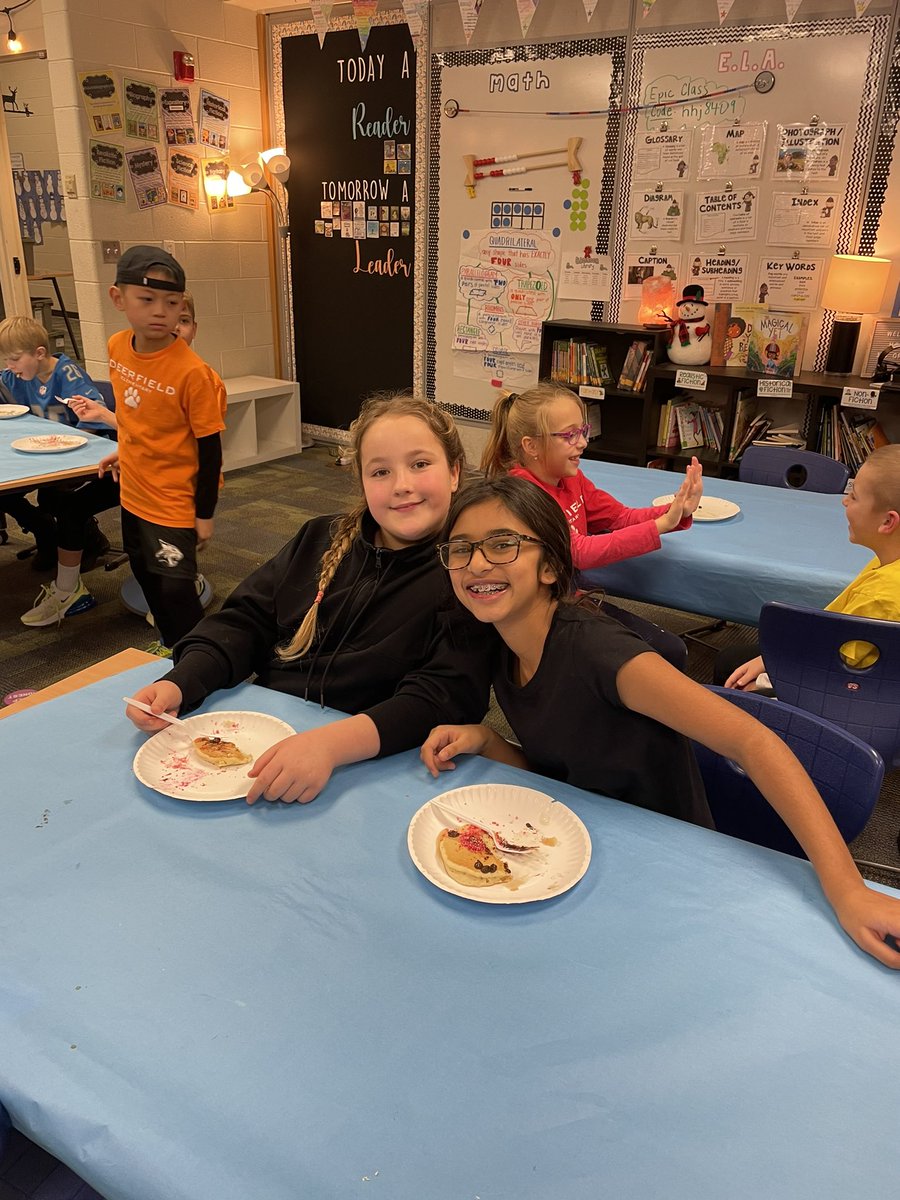 BermanBagian's tweet photo. Passions Day was a success! #NoviPride #DFCAREs @DeerfieldNovi https://t.co/fLDCuBHdki