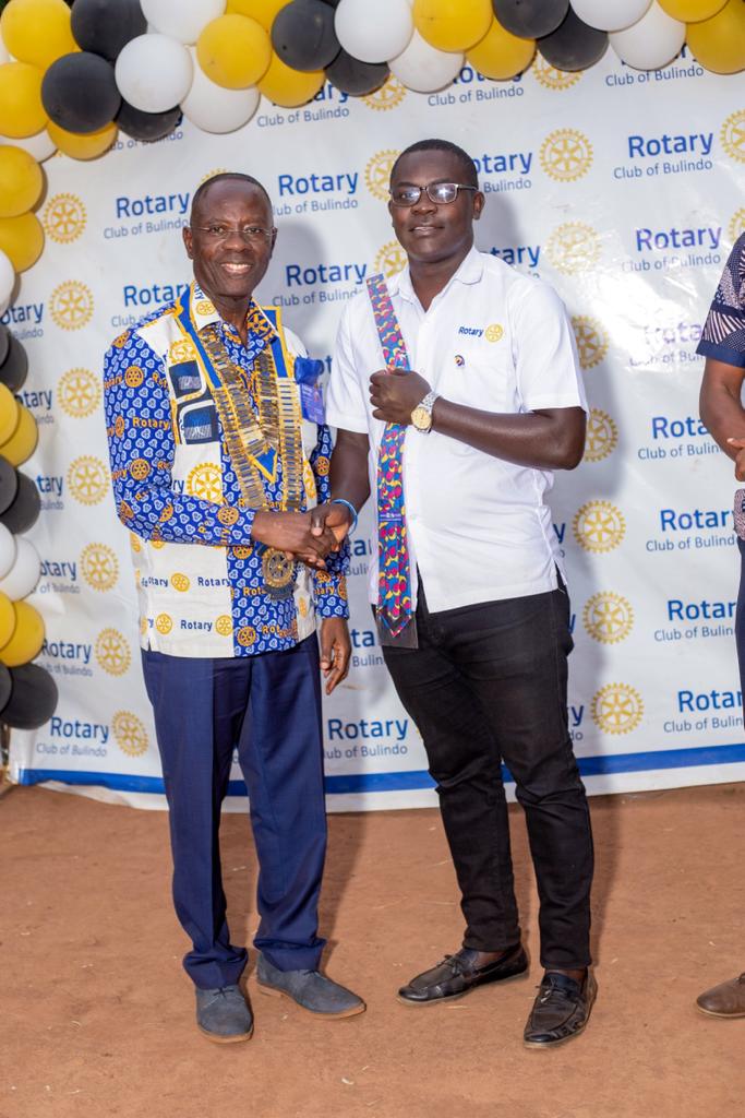 BulindoRotaract's tweet photo. Incase u missed, @kamoga_edgar was pinned by @DGEdwardKakembo and accorded a honary HCP tie😁
Congratulations 👏 
@RCBulindo
@InteractQOM
#lindonians https://t.co/tmDU1OphZD