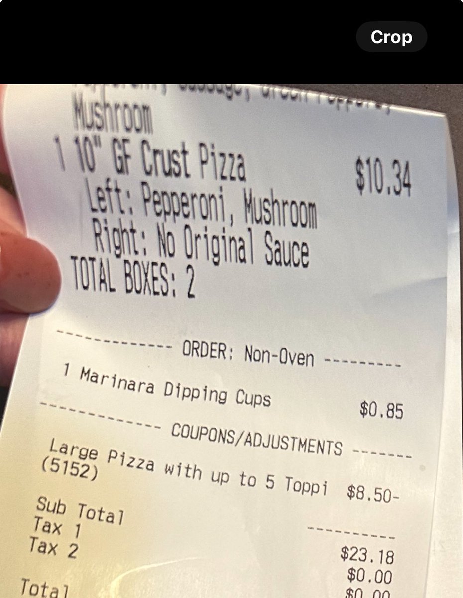 ThisJust_In97's tweet photo. Thanks @dominos for this wonderful pizza that followed exact instructions…even called to confirm this. Came home and couldn’t believe what I opened. https://t.co/r26wTafIj9