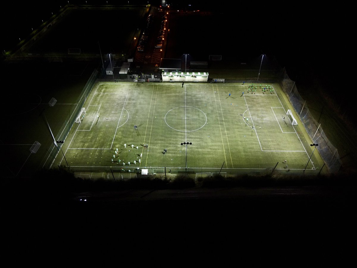 Ready to go here in Evergreen Park. <a href="/EvergreenFC/">Evergreen FC</a> vs <a href="/BrayWanderers/">Bray Wanderers FC</a> kick off 7.30pm
