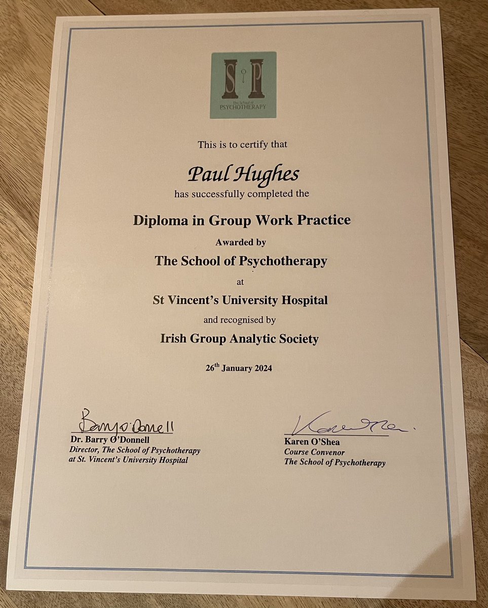 paulhughespsych's tweet photo. Half way through my training as a group analyst. It is rigorous and long and it needs to be. #group #grouptherapy #groupanalysis #therapy https://t.co/7Pp3NSwVN8