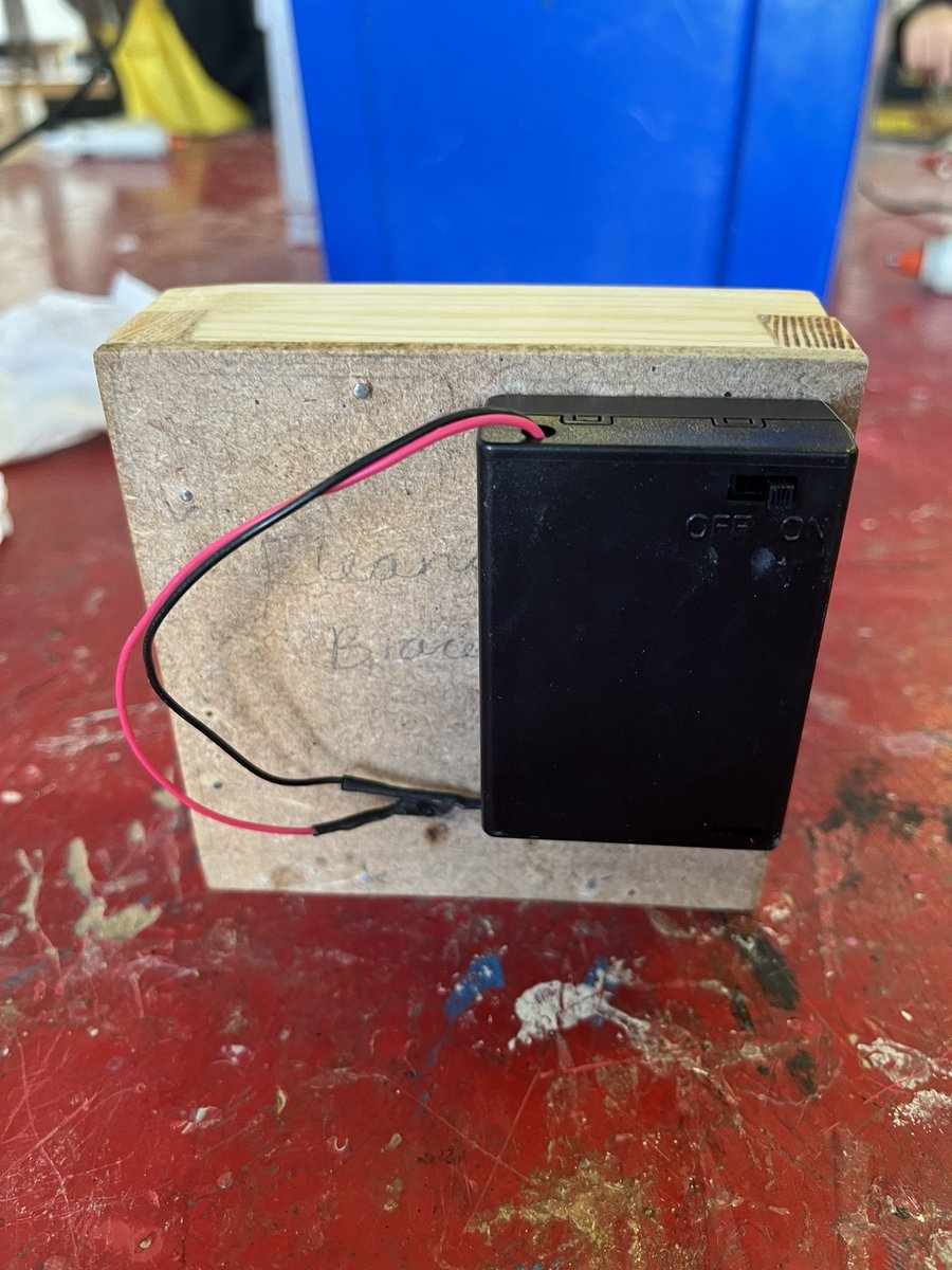 Super impressed with the year 8 and their electronics skills for the light box project today #superstars