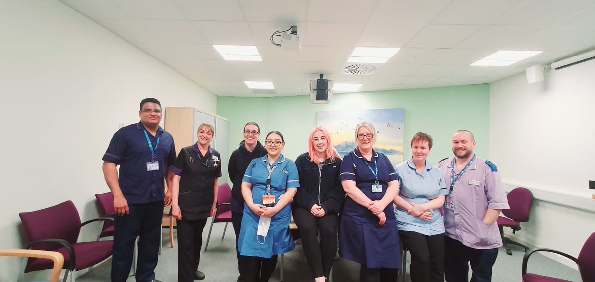 UHNM Team 201 And EAU tweet media