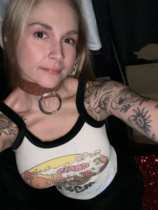 30% off next 100 subs  https://t.co/xfu4Je2fXb  Over 600 scenes on homepage join now for less than $7🤯🤯 Skype<a href="/tag/newprofilepic"class="tags"><span>#newprofilepic</span></a>