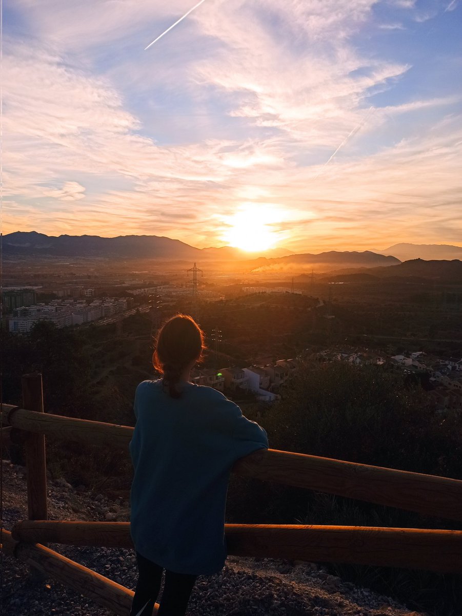 Me encanta disfrutar de un bonito atardecer en #malaga