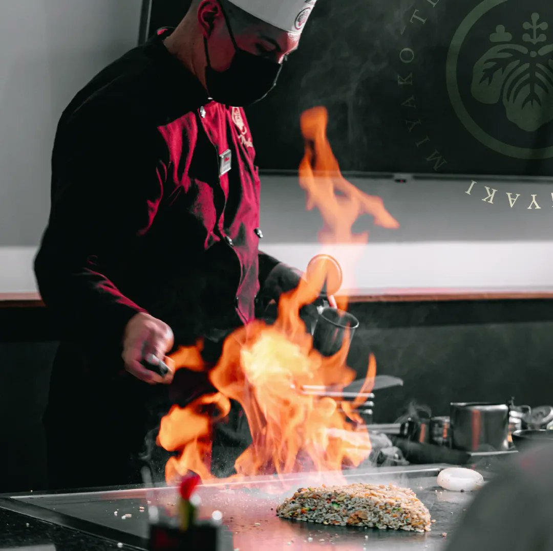 mesasteppanyaki's tweet photo. 𝗧𝗲𝗽𝗽𝗮𝗻𝗚𝗿𝗶𝗱𝗱𝗹𝗲 𝗽𝗿𝗲𝘀𝗲𝗻𝘁𝗲 𝗲𝗻:
✨𝗥𝗘𝗦𝗧𝗔𝗨𝗥𝗔𝗡𝗧𝗘 𝗠𝗜𝗬𝗔𝗞𝗢 𝗦𝗔𝗡𝗧𝗔 𝗙𝗘✨
 
¡𝗦𝗼𝗺𝗼𝘀 𝗙𝗮𝗯𝗿𝗶𝗰𝗮𝗻𝘁𝗲𝘀!
👉🏻https://t.co/NwZHVkaUqY 
#FelizViernesATodos #Foodie #CDMX #teppanyaki #teppangriddle #griddle #buenprovecho #SUSHI #miyako #Mexico https://t.co/NpZFDP3yaP