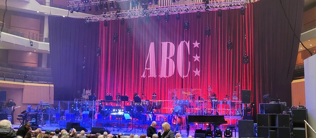 Out. Out! <a href="/BridgewaterHall/">The Bridgewater Hall</a> with my brother for #ABC in concert! #lexiconoflove #happydays #happyplace