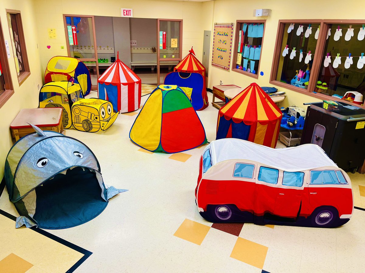 emmaleemurray1's tweet image. Happy Family Literacy Day! We had tons of fun reading today! #primaryfun