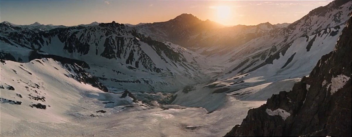 la sociedad de la nieve (2023), dir. j. a. bayona